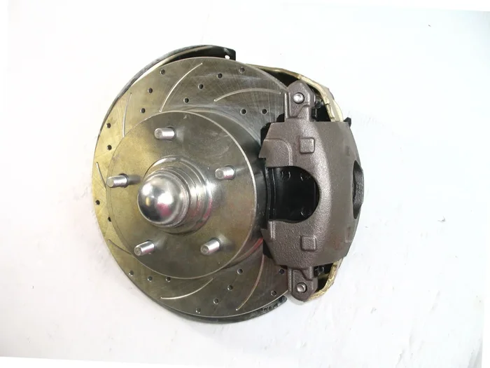 62-67 X-BODY DISC BRAKE & STOCK HEIGHT SPINDLE KIT,11″ DRILLED ROTORS,CALIPERS