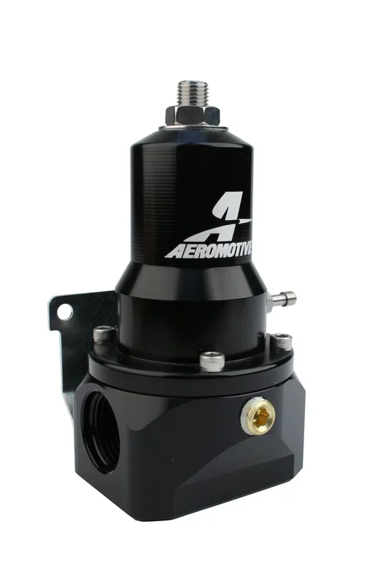 Aeromotive Regulator – 30-120 PSI – .500 Valve – 2x AN-10 Inlets / AN-10 Bypass