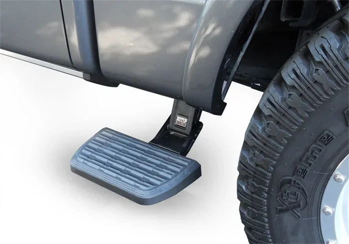 AMP Research 20-24 Chevrolet Silverado 2500/3500HD BedStep2 – Black
