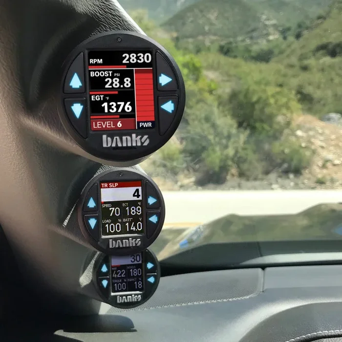 Banks Power 08-10 Ford F-250/F-350/F-450 6.4L Six-Gun Diesel Tuner w/ iDash-1.8 DataMonster