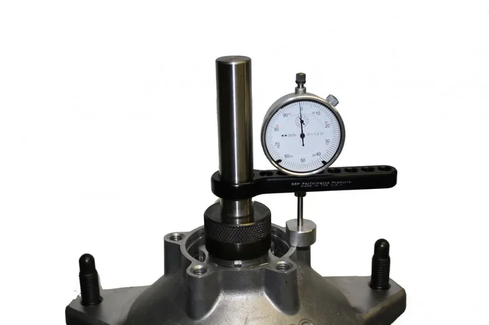 Gauge Hub End Play Wide 5 & 2in 5×5