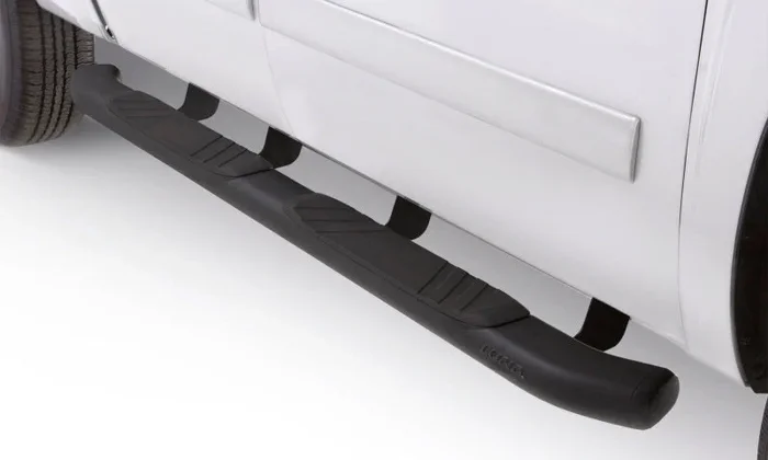 Lund 07-17 Chevy Silverado 1500 Ext. Cab (Excl. 11-17 Diesel Model) 5in. Oval Bent Nerf Bars – Black