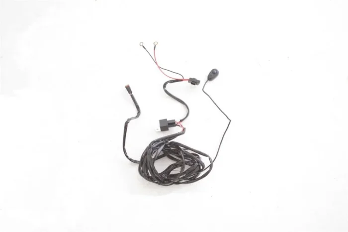 Lund Universal Bull Bar Light Kit Wiring Harness – Black