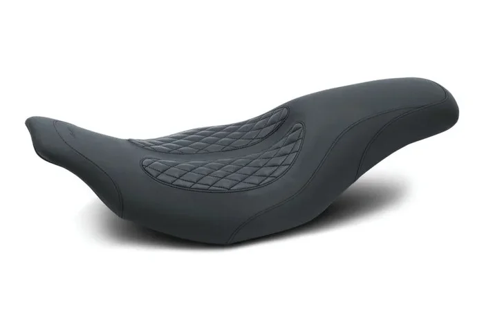 Mustang 97-07 Harley Electra Glide, Rd Glide Fastback 1PC Seat w/ Diamond Stitch – Black