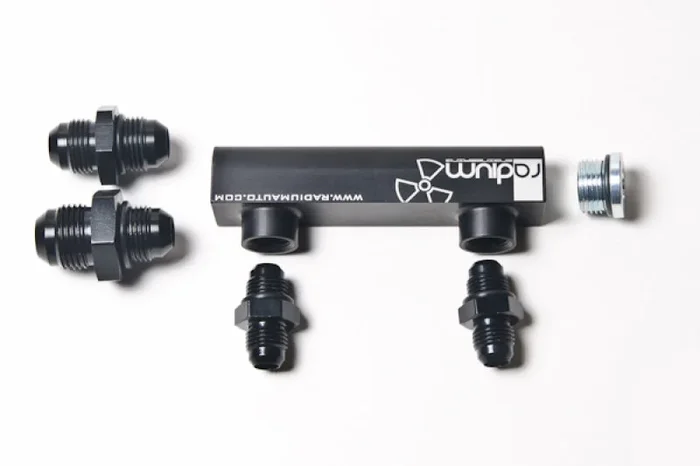 Radium Engineering Universal 4-Port Manifold – Black W/ Logo0.6 lb