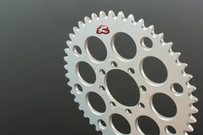 Renthal Barnes Style Rear Sprocket Grooved Silver – 520-49P Teeth