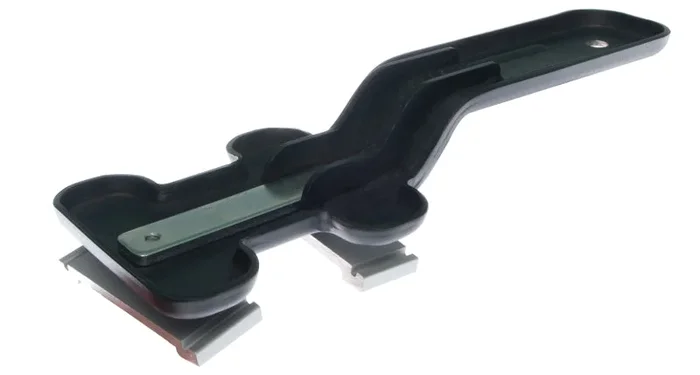Rhino-Rack Pioneer LED/Spot Light Bracket Kit – 2 Pack