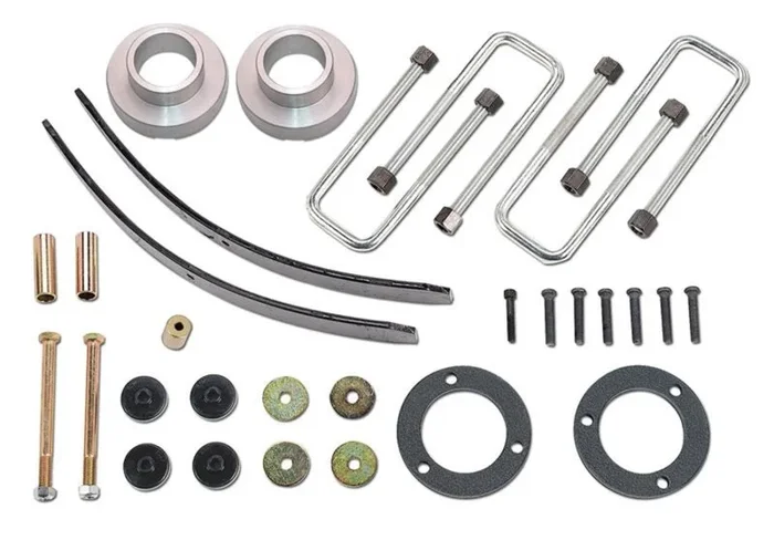 Tuff Country 15-18 Toyota Hilux 4×4 3in Lift Kit (SX8000 Shocks)
