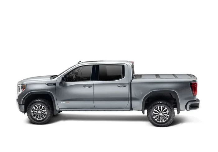 UnderCover 19-23 Chevy/GMC Silverado/Sierra 78in Fusion Bed Cover – Black Meet Kettle