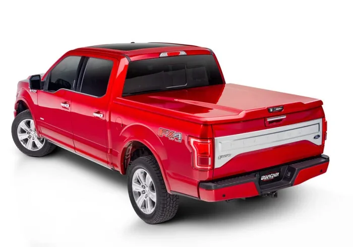 UnderCover 22-24 Toyota Tundra CC 5.5ft w/ Deck Rail Sys Elite LX Bed Cover – Platinum White Pearl
