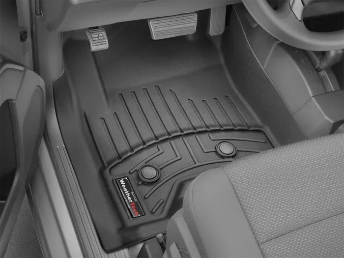 WeatherTech 08-14 Chevrolet Silverado 2500/3500 Crew/Extended Cab Vinyl Front FloorLiner – Black
